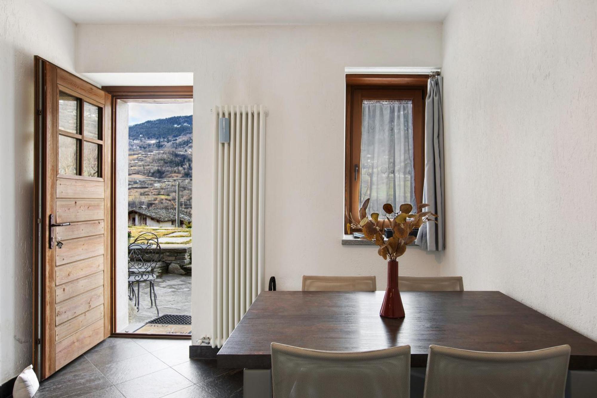 Mini House Valle D'Aosta Руазан Экстерьер фото